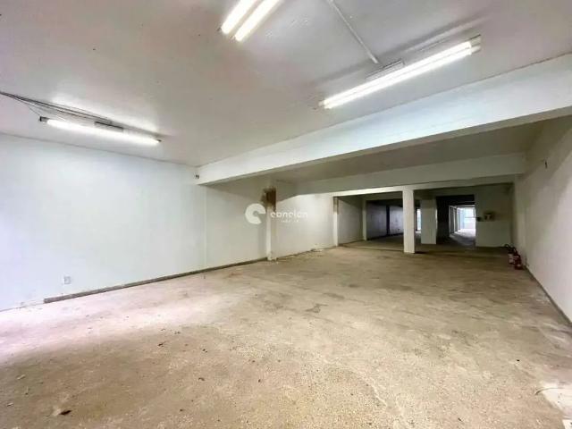 Ponto Comercial aluguel em Região Geográfica Imediata de Santa Maria, Santa Maria