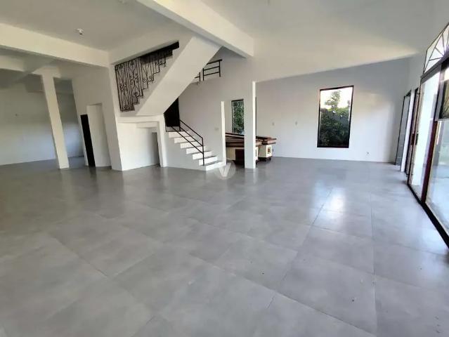 Ponto Comercial aluguel em Região Geográfica Imediata de Santa Maria, Santa Maria