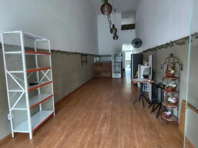 Ponto Comercial aluguel em Residencial Morada dos Pinheiros, Santana de Parnaíba