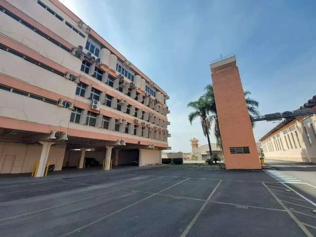Ponto Comercial aluguel em Região Imediata de São Paulo, Região Metropolitana de São Paulo