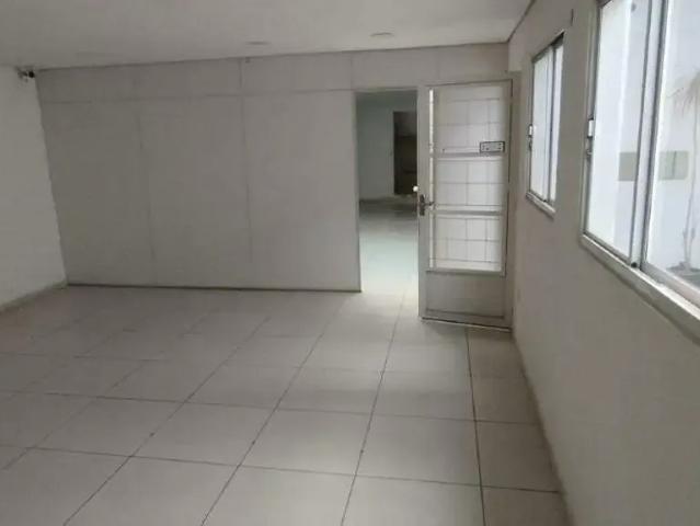 Ponto Comercial aluguel em Região Imediata de São Paulo, Região Metropolitana de São Paulo