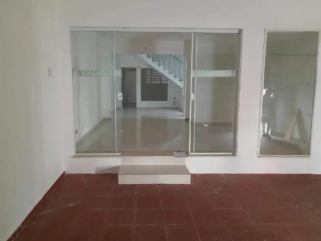 Ponto Comercial aluguel em Região Imediata de São Paulo, Região Metropolitana de São Paulo