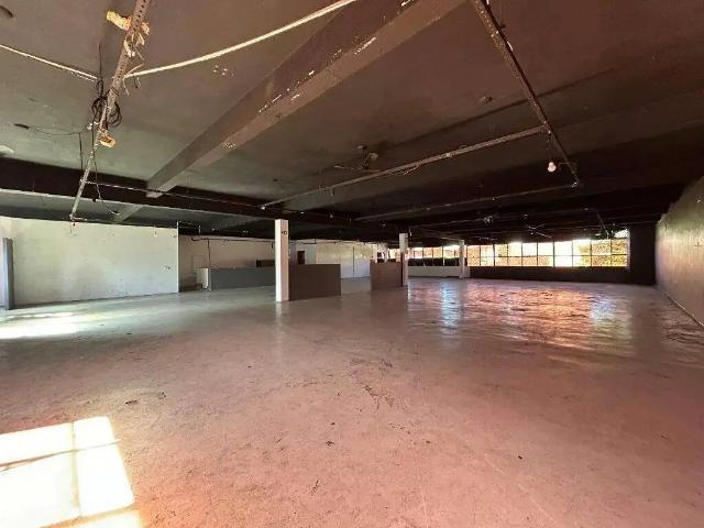 Ponto Comercial aluguel em Região Imediata de São Paulo, Região Metropolitana de São Paulo