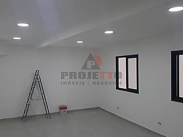 Ponto Comercial aluguel em Região Imediata de São Paulo, Região Metropolitana de São Paulo