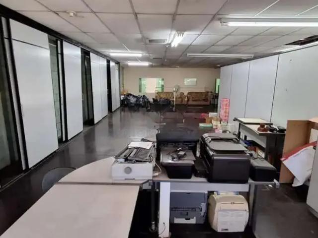 Ponto Comercial aluguel em Região Imediata de São Paulo, Região Metropolitana de São Paulo