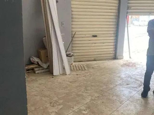 Ponto Comercial aluguel em Região Imediata de São Paulo, Região Metropolitana de São Paulo