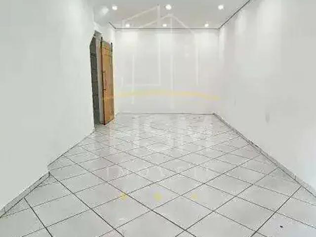 Ponto Comercial aluguel em Região Imediata de São Paulo, Região Metropolitana de São Paulo