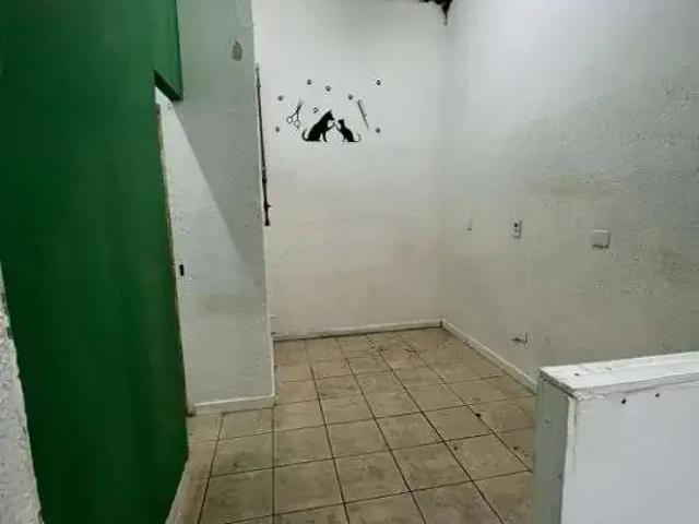 Ponto Comercial aluguel em Região Imediata de São Paulo, Região Metropolitana de São Paulo