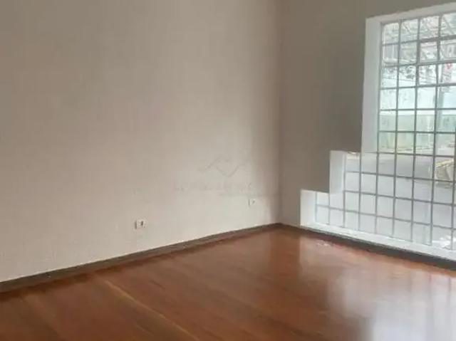 Ponto Comercial aluguel em Região Imediata de São Paulo, Região Metropolitana de São Paulo