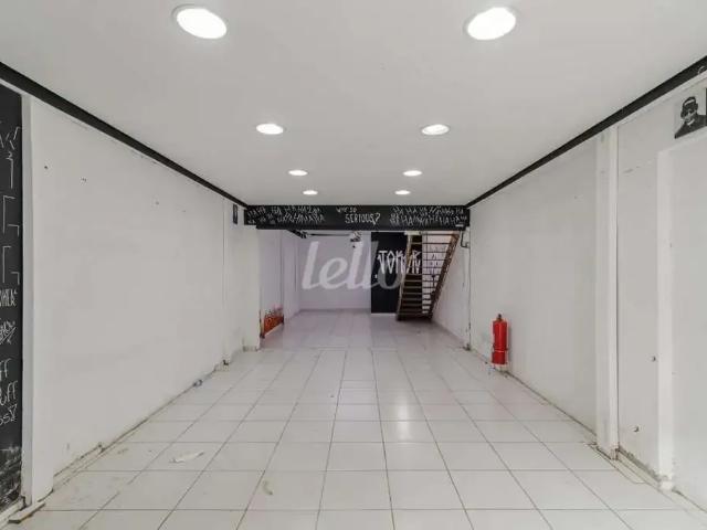 Ponto Comercial aluguel em Região Imediata de São Paulo, Região Metropolitana de São Paulo