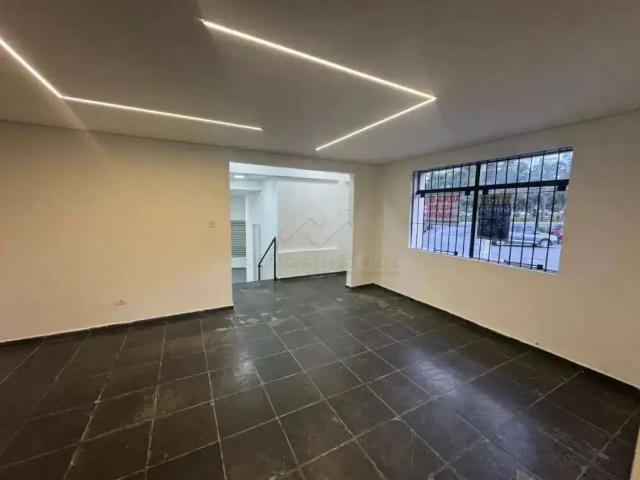 Ponto Comercial aluguel em Região Imediata de São Paulo, Região Metropolitana de São Paulo