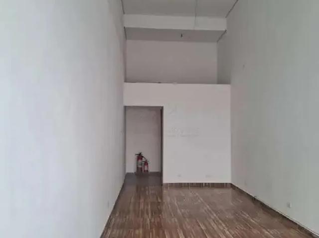 Ponto Comercial aluguel em Região Imediata de São Paulo, Região Metropolitana de São Paulo