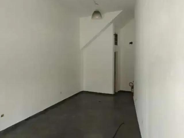 Ponto Comercial aluguel em Região Imediata de São Paulo, Região Metropolitana de São Paulo