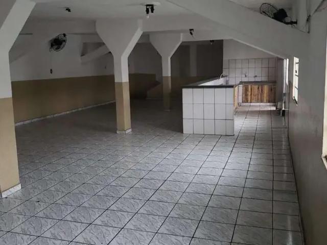 Ponto Comercial aluguel em Região Imediata de São Paulo, Região Metropolitana de São Paulo