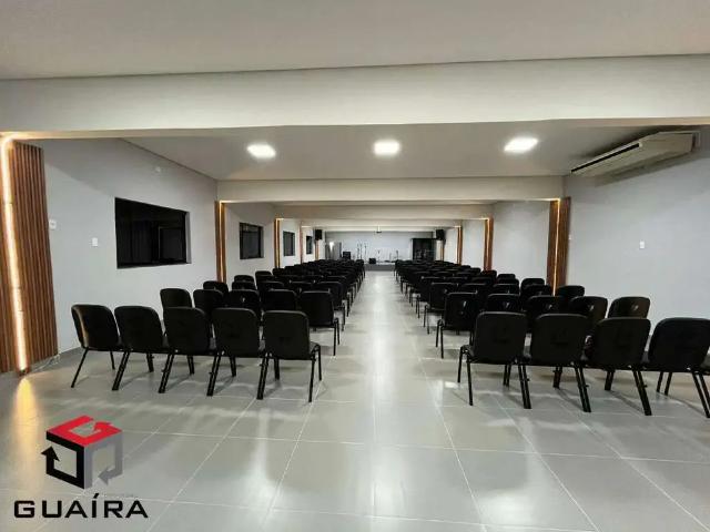 Ponto Comercial aluguel em Região Imediata de São Paulo, Região Metropolitana de São Paulo