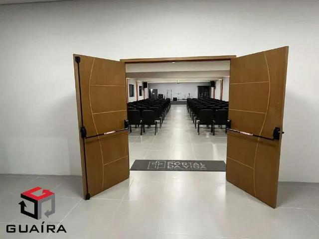 Ponto Comercial aluguel em Região Imediata de São Paulo, Região Metropolitana de São Paulo