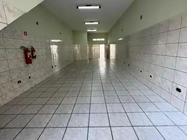 Ponto Comercial aluguel em Região Imediata de São Paulo, Região Metropolitana de São Paulo