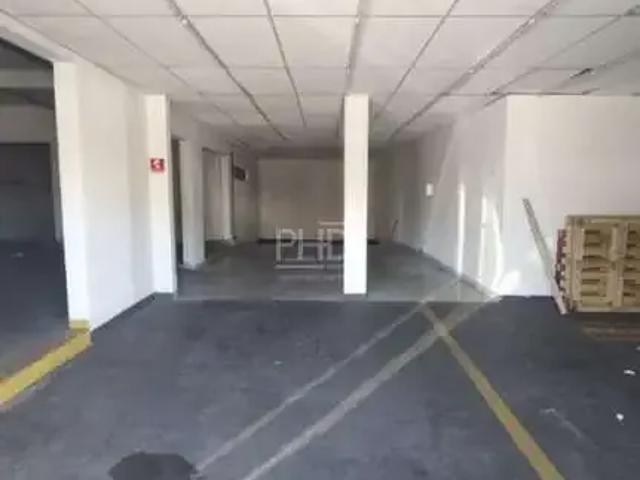 Ponto Comercial aluguel em Região Imediata de São Paulo, Região Metropolitana de São Paulo