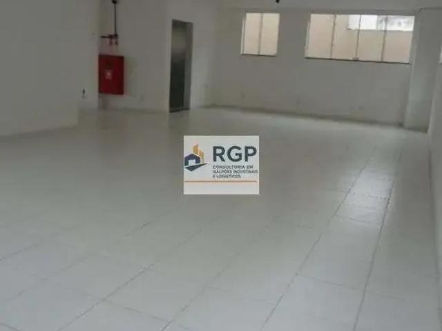 Ponto Comercial aluguel em Região Imediata de São Paulo, Região Metropolitana de São Paulo