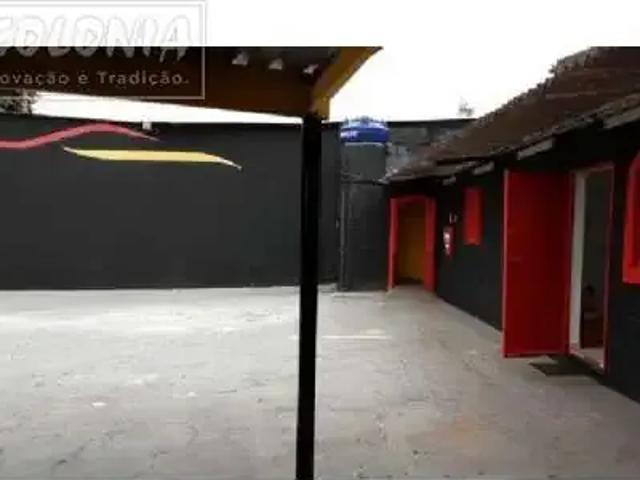 Ponto Comercial aluguel em Região Imediata de São Paulo, Região Metropolitana de São Paulo
