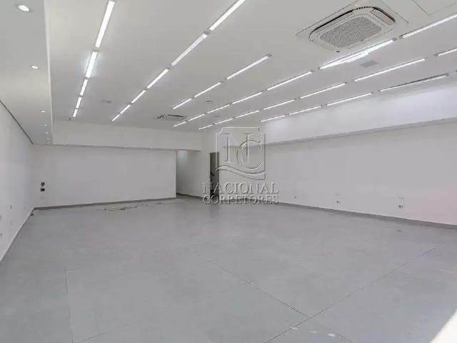 Ponto Comercial aluguel em Região Imediata de São Paulo, Região Metropolitana de São Paulo