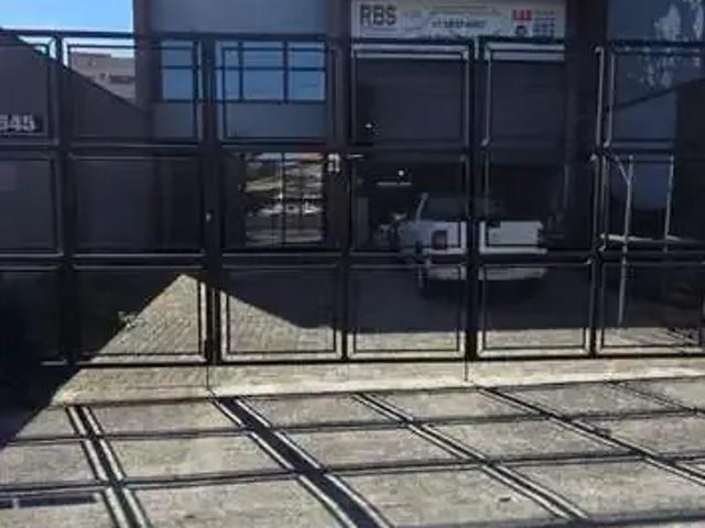 Ponto Comercial aluguel em Região Imediata de São Paulo, Região Metropolitana de São Paulo