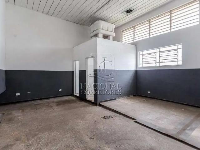 Ponto Comercial aluguel em Região Imediata de São Paulo, Região Metropolitana de São Paulo