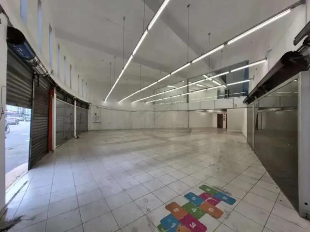 Ponto Comercial aluguel em Região Imediata de São Paulo, Região Metropolitana de São Paulo