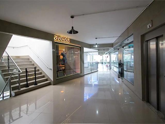 Ponto Comercial aluguel em Região Imediata de São Paulo, Região Metropolitana de São Paulo