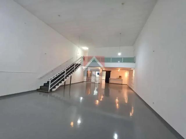 Ponto Comercial aluguel em Região Imediata de São Paulo, Região Metropolitana de São Paulo