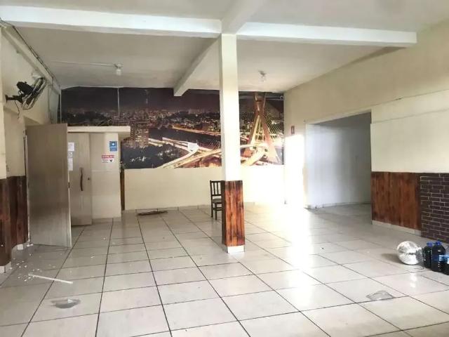 Ponto Comercial aluguel em Região Imediata de São Paulo, Região Metropolitana de São Paulo
