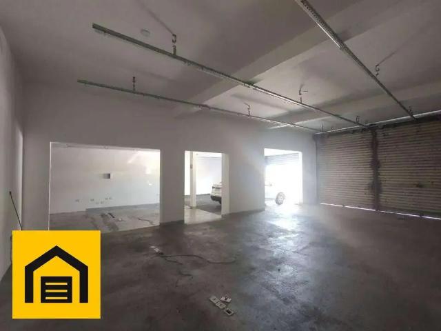 Ponto Comercial aluguel em Região Imediata de São Paulo, Região Metropolitana de São Paulo