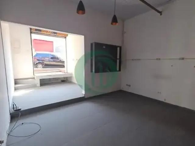 Ponto Comercial aluguel em Região Imediata de São Paulo, Região Metropolitana de São Paulo