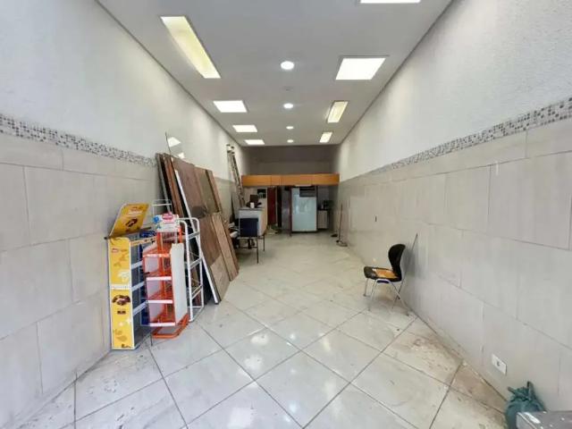 Ponto Comercial aluguel em Região Imediata de São Paulo, Região Metropolitana de São Paulo