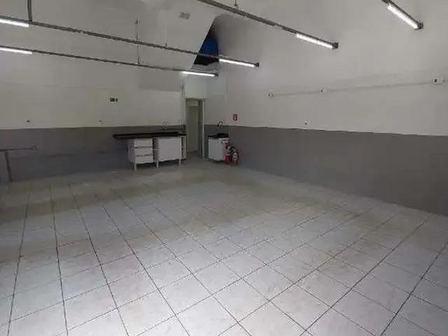 Ponto Comercial aluguel em Região Imediata de São Paulo, Região Metropolitana de São Paulo