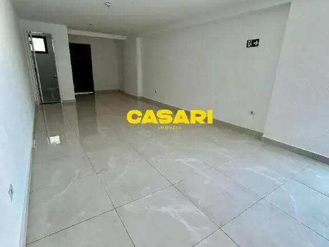 Ponto Comercial aluguel em Região Imediata de São Paulo, Região Metropolitana de São Paulo