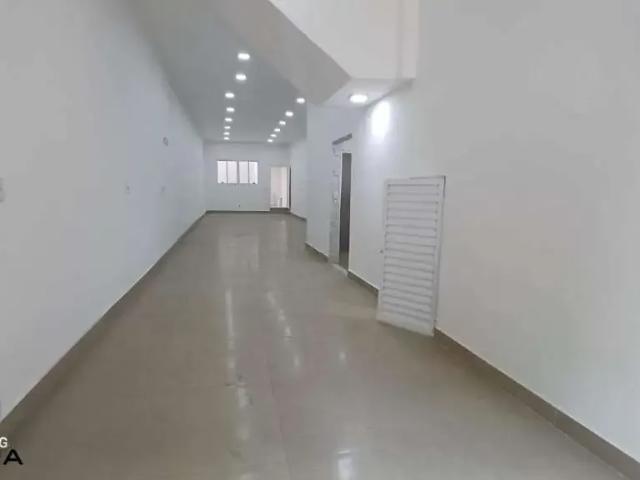 Ponto Comercial aluguel em Região Imediata de São Paulo, Região Metropolitana de São Paulo