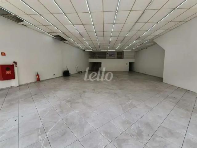Ponto Comercial aluguel em Região Imediata de São Paulo, Região Metropolitana de São Paulo