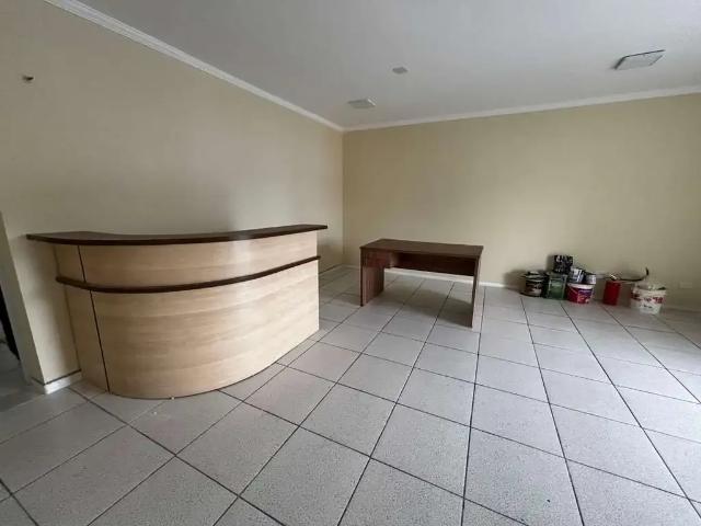 Ponto Comercial aluguel em Região Imediata de São Paulo, Região Metropolitana de São Paulo