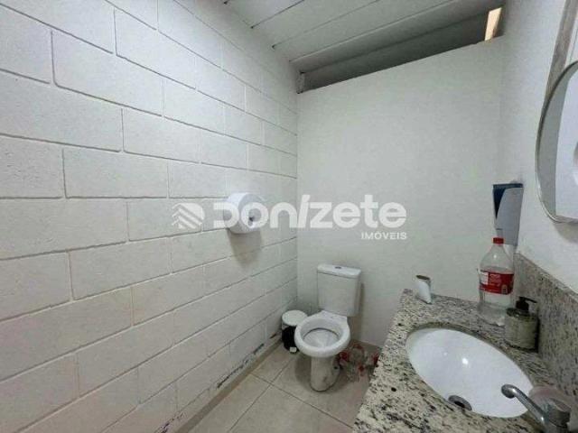 Ponto Comercial aluguel em Região Imediata de São Paulo, Região Metropolitana de São Paulo