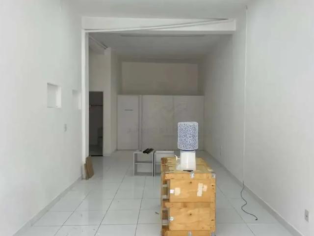 Ponto Comercial aluguel em Região Imediata de São Paulo, Região Metropolitana de São Paulo