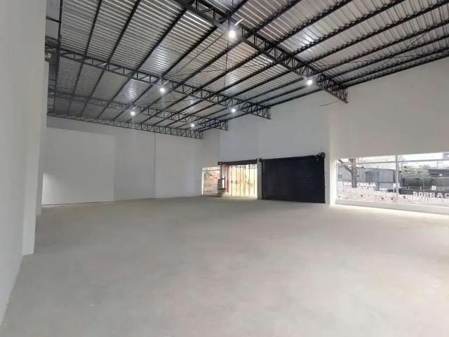 Ponto Comercial aluguel em Região Imediata de São Paulo, Região Metropolitana de São Paulo