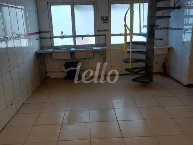 Ponto Comercial aluguel em Região Imediata de São Paulo, Região Metropolitana de São Paulo