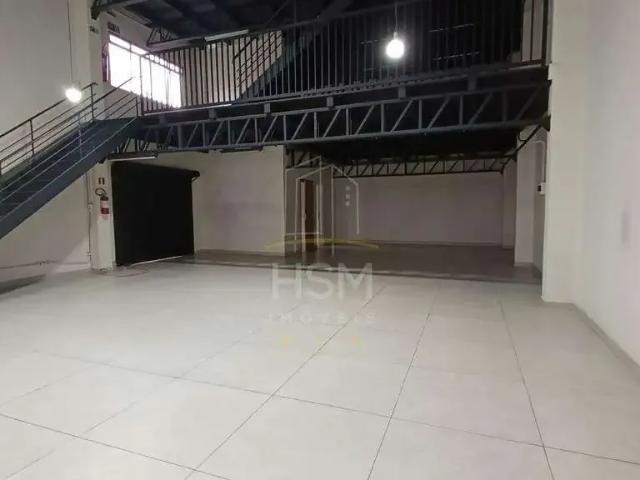 Ponto Comercial aluguel em Região Imediata de São Paulo, Região Metropolitana de São Paulo