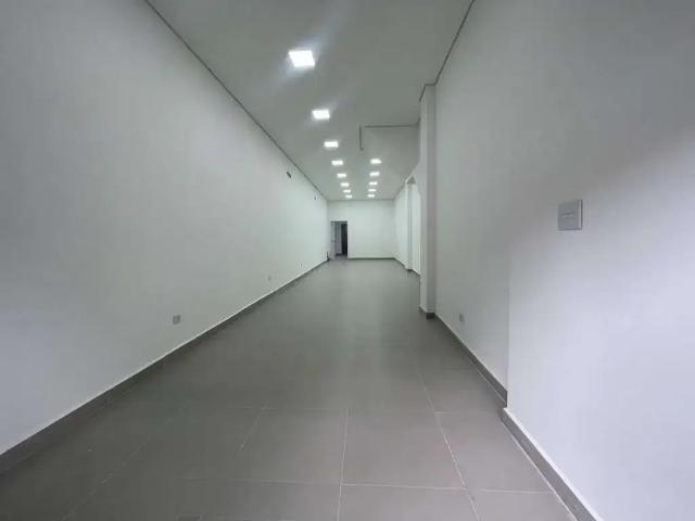 Ponto Comercial aluguel em Região Imediata de São Paulo, Região Metropolitana de São Paulo