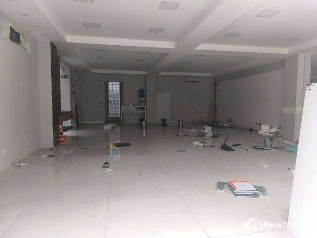 Ponto Comercial aluguel em Santos