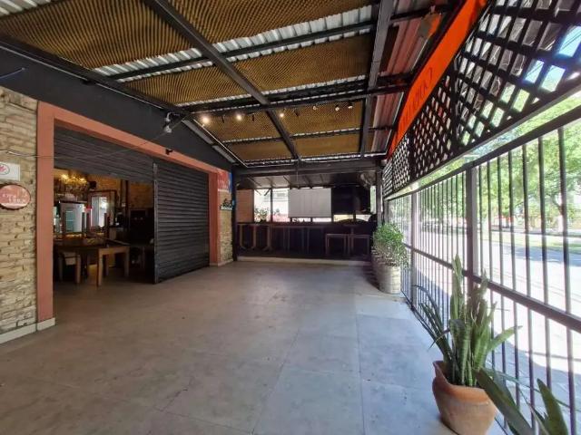 Ponto Comercial aluguel em Embaré, Santos