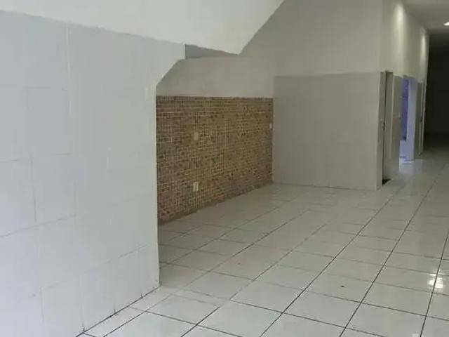 Ponto Comercial aluguel em Região Imediata de Santos, Região Metropolitana da Baixada Santista