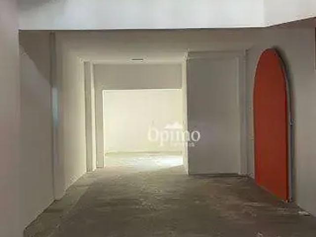 Ponto Comercial aluguel em Região Imediata de Santos, Região Metropolitana da Baixada Santista
