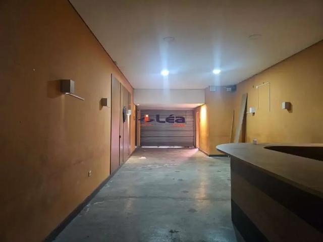 Ponto Comercial aluguel em Região Imediata de São Paulo, Região Metropolitana de São Paulo